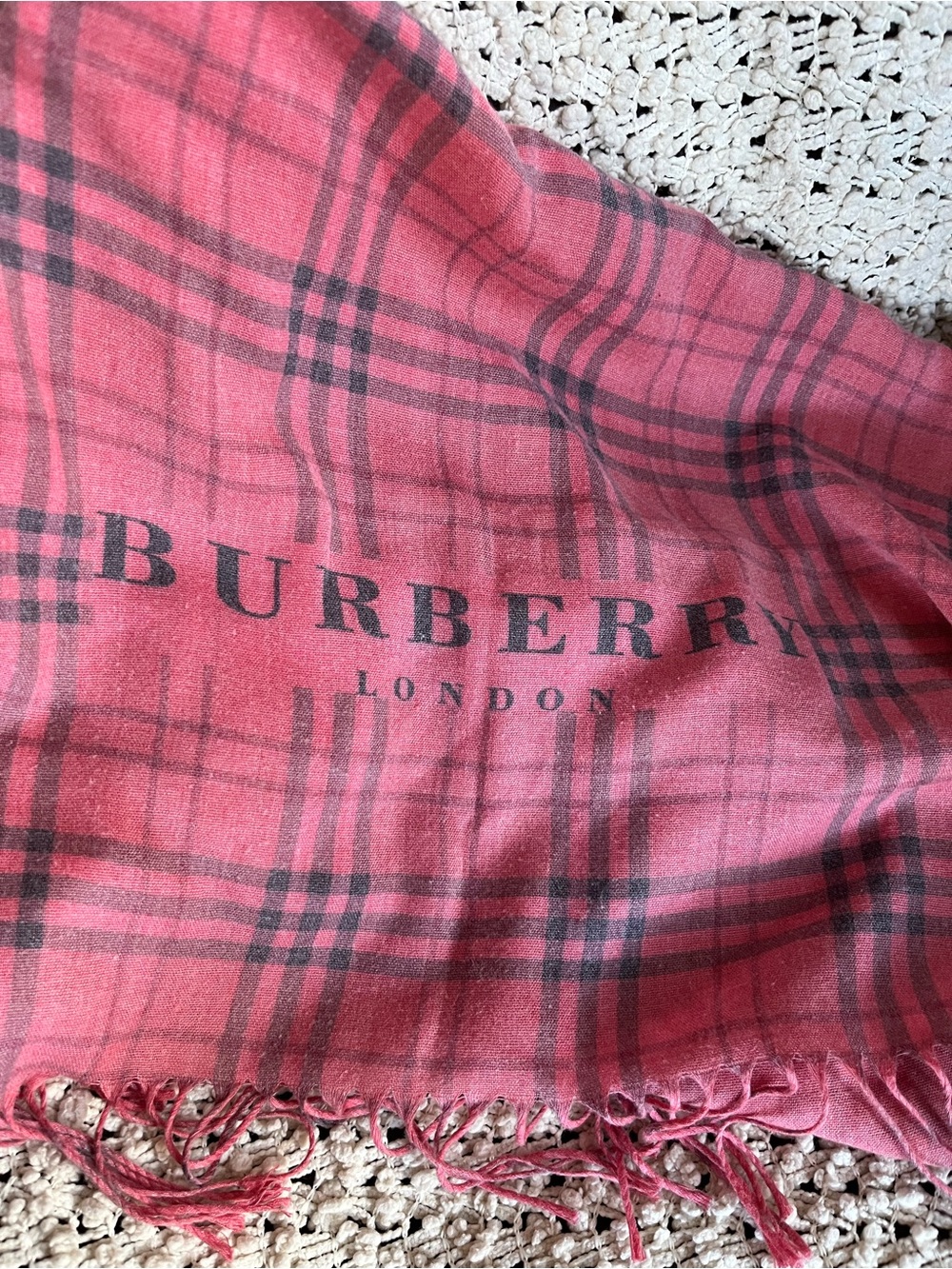 Burberry London Vintage Pink Nova Check Scarf